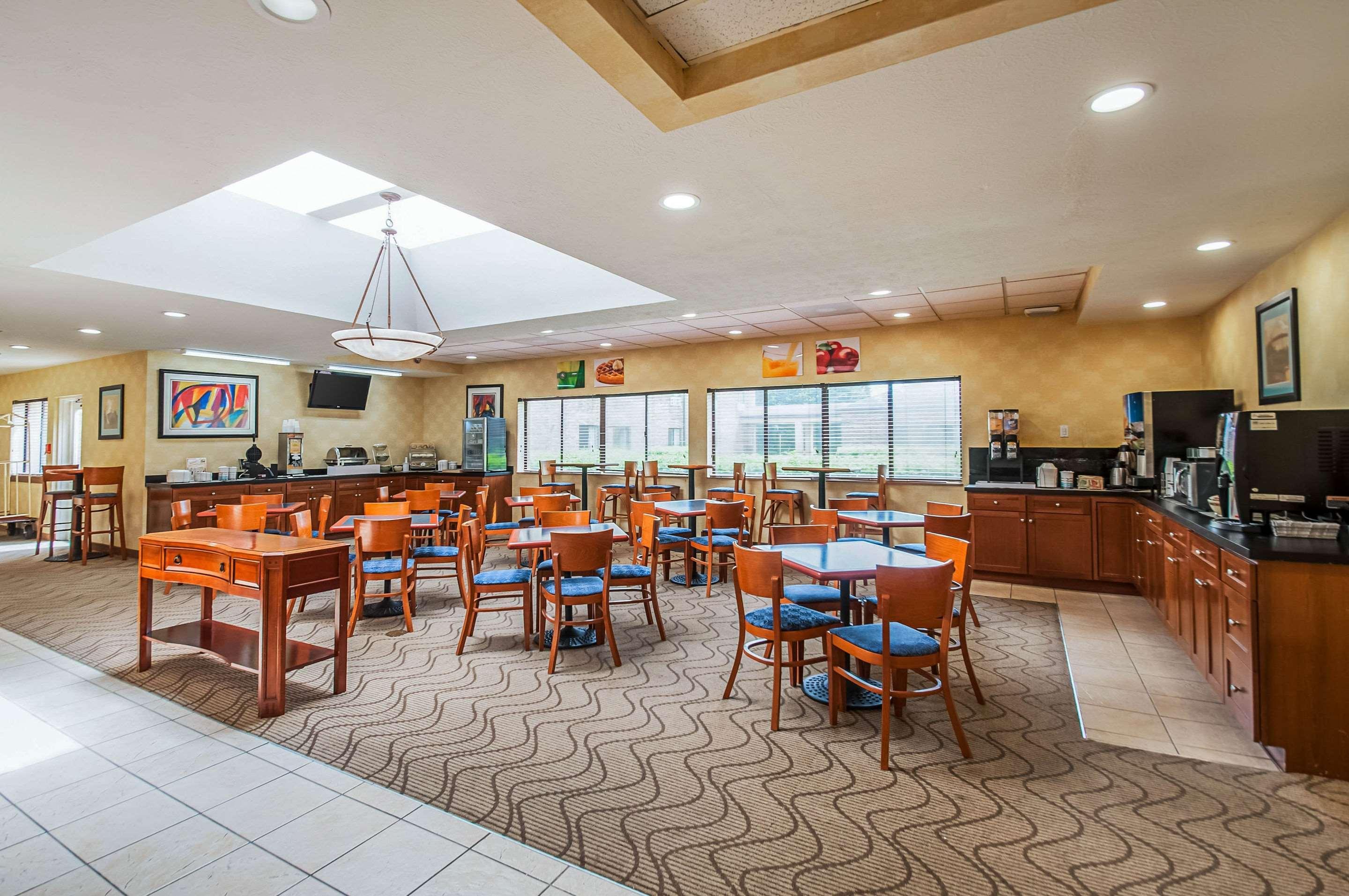 Quality Inn Солсбері Екстер'єр фото